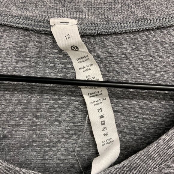 lululemon Women's Swiftly Tech Long Sleeve Size 12 (see description) - Picture 3 of 4
